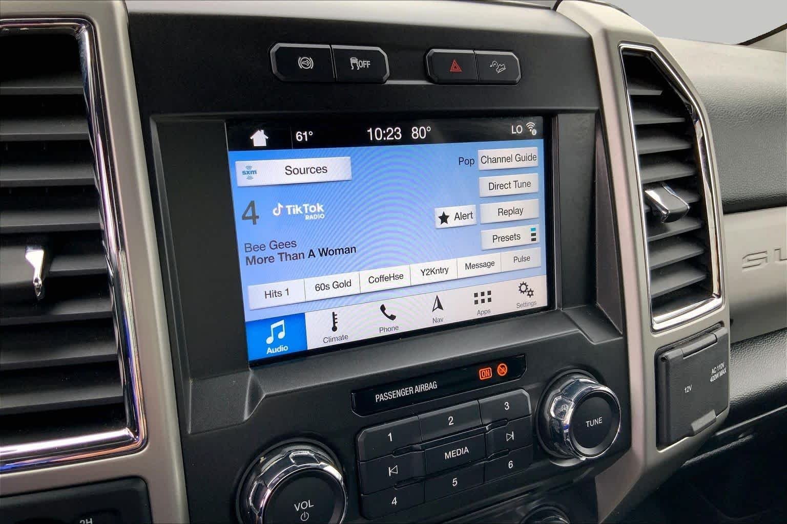 Used 2018 Shadow Black Ford LARIAT image 27