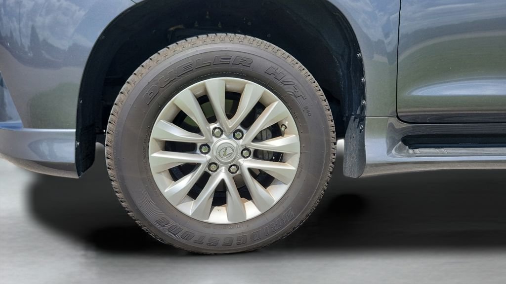 Used 2023 Gray Lexus 460 image 2