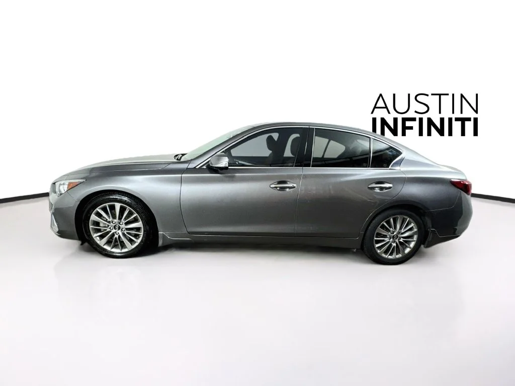 Certified Used 2023 Gray INFINITI LUXE image 4