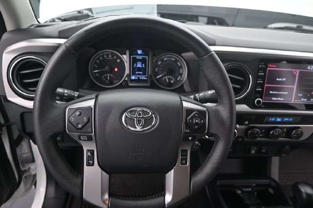 Used 2023 Ice Cap Toyota SR5 image 7