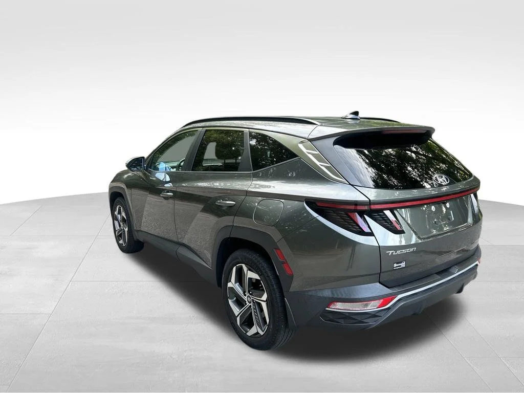 Used 2022 Gray Hyundai SEL image 3