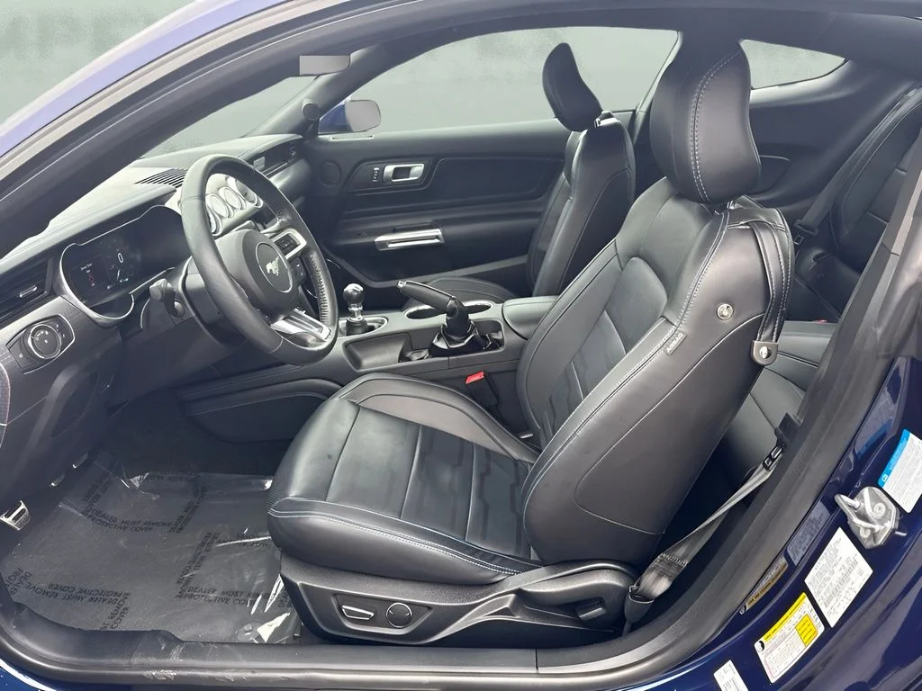 Used 2018 Blue Ford GT Premium image 5