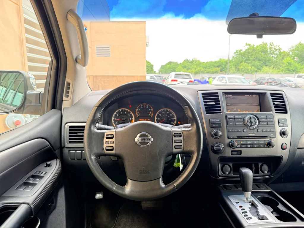 Used 2010 Smoke Nissan SE image 15
