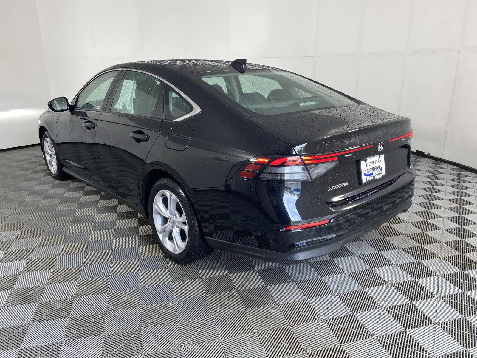 Used 2024 Crystal Black Pearl Honda LX image 5