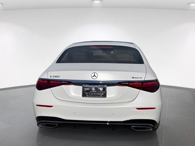 New 2026 MANUFAKTUR Moonlight White Magno Mercedes-Benz S 580 image 7