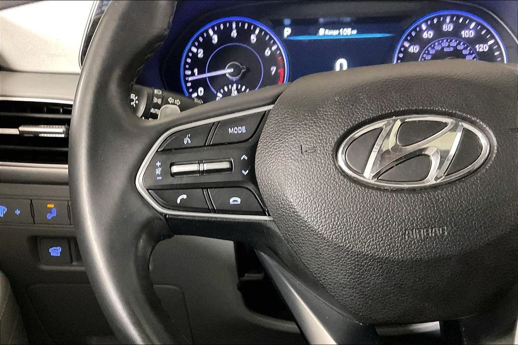 Used 2021 White Hyundai SEL image 18