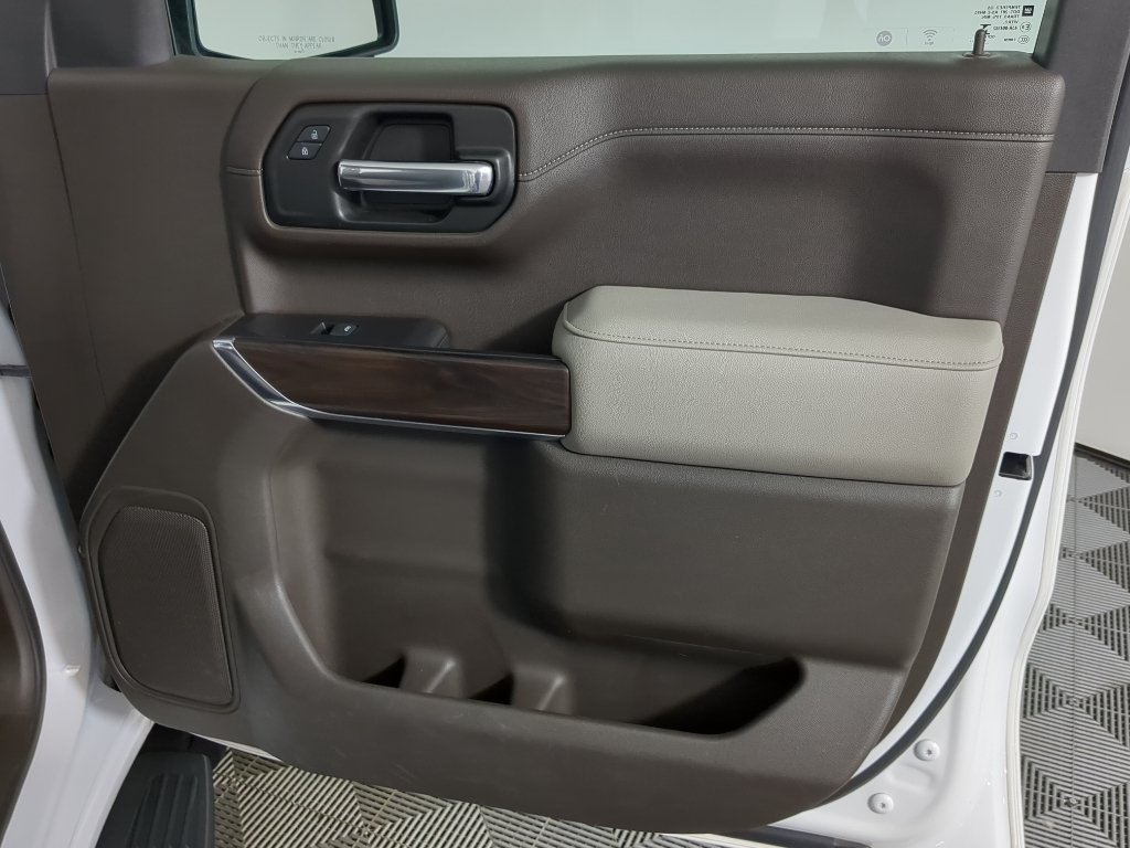 Used 2020 SUMMIT WHITE GMC SLT image 18