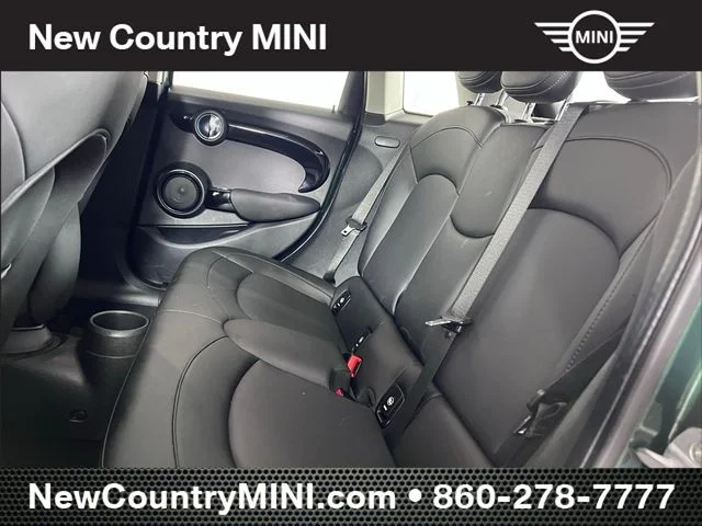 Used 2019 Green MINI  image 25