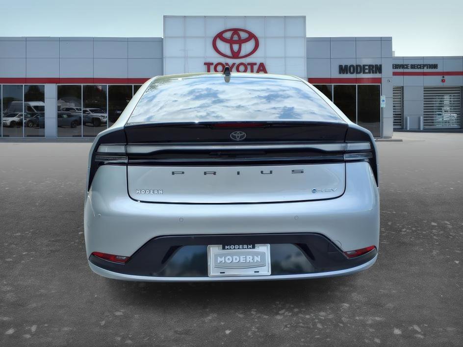Used 2026 Cutting Edge Toyota XSE image 4