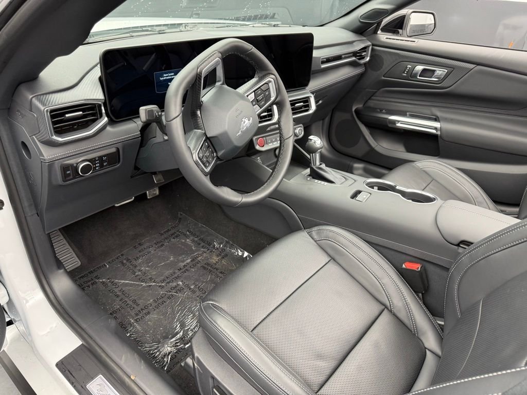2025 Ford Mustang GT Premium Convertible - Photo 41