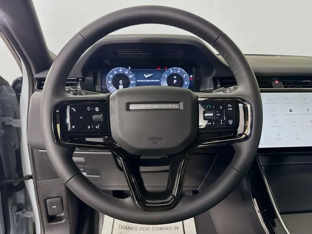 New 2026 Arroios Grey Land Rover S image 12