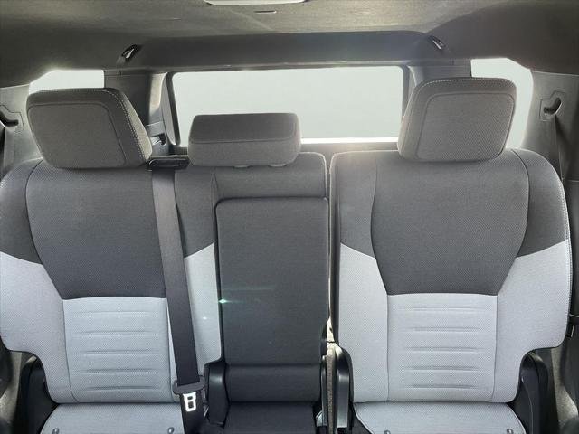 Certified Used 2025 CUTTING EDGE Toyota  image 19