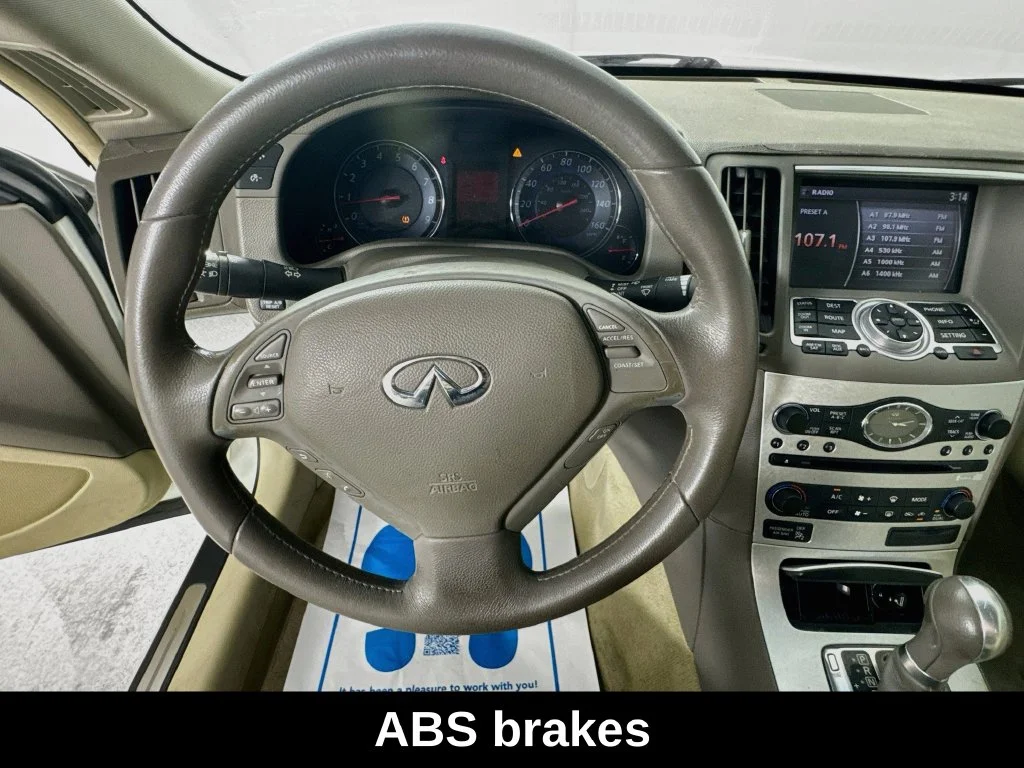 Used 2008 Ivory Pearl INFINITI Journey image 12