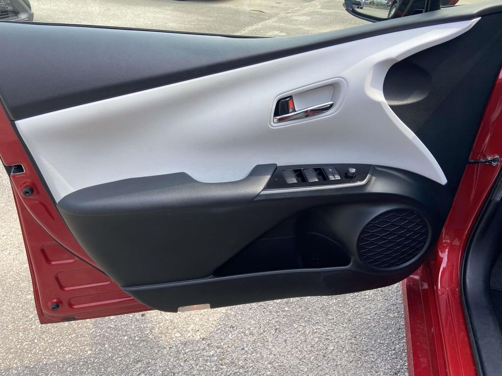 Used 2019 Red Toyota Limited image 12