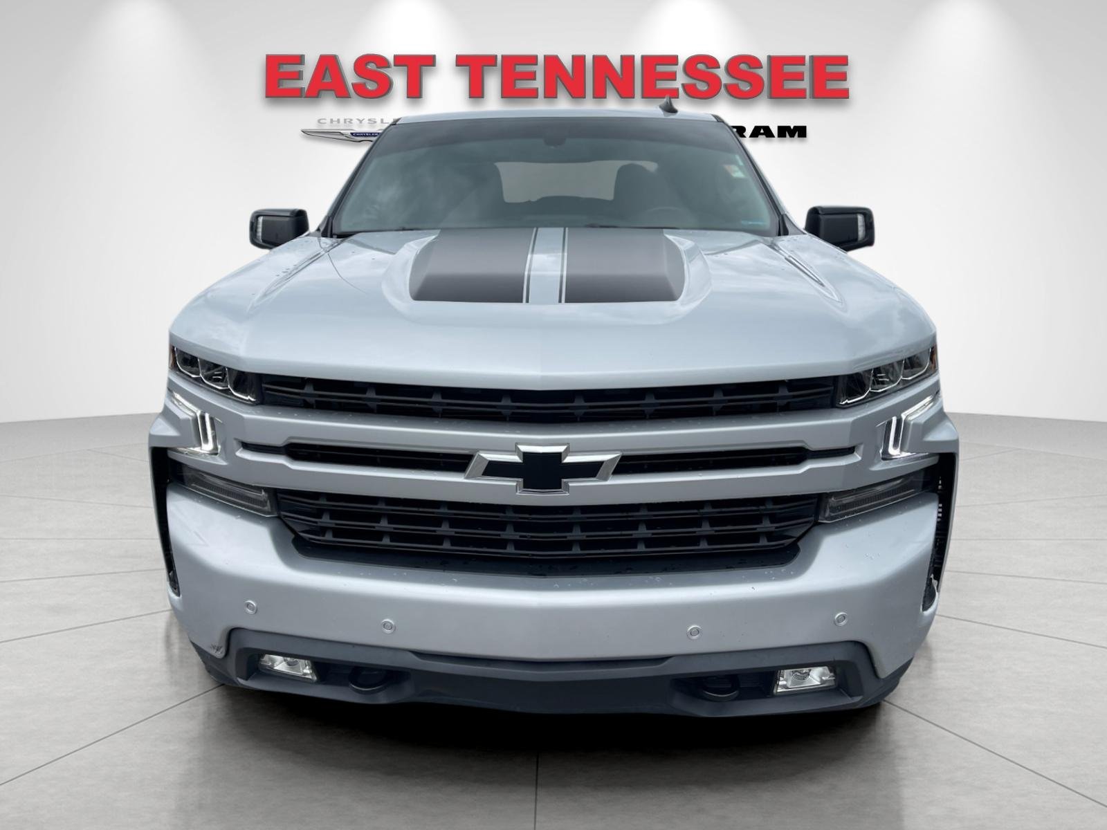 Used 2021 Silver Chevrolet RST image 9