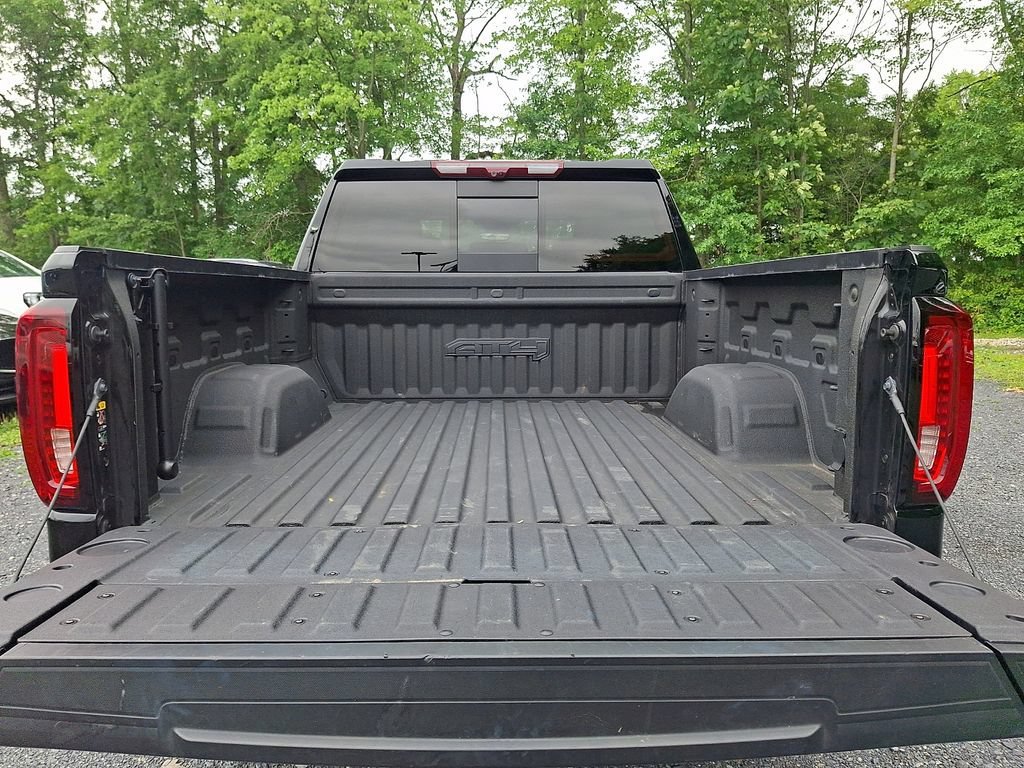 Used 2024 Onyx Black GMC AT4 image 32