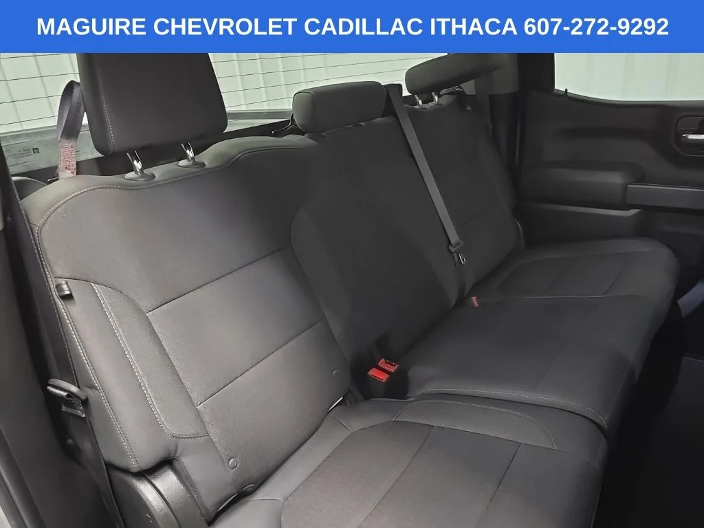 Used 2019  Chevrolet LT image 16