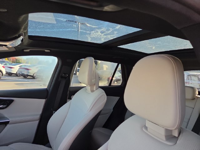 Certified Used 2023 White Mercedes-Benz GLC 300 image 24