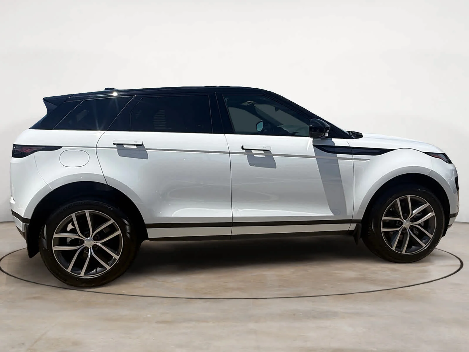 2026 Land Rover Range Rover Evoque S - Photo 6
