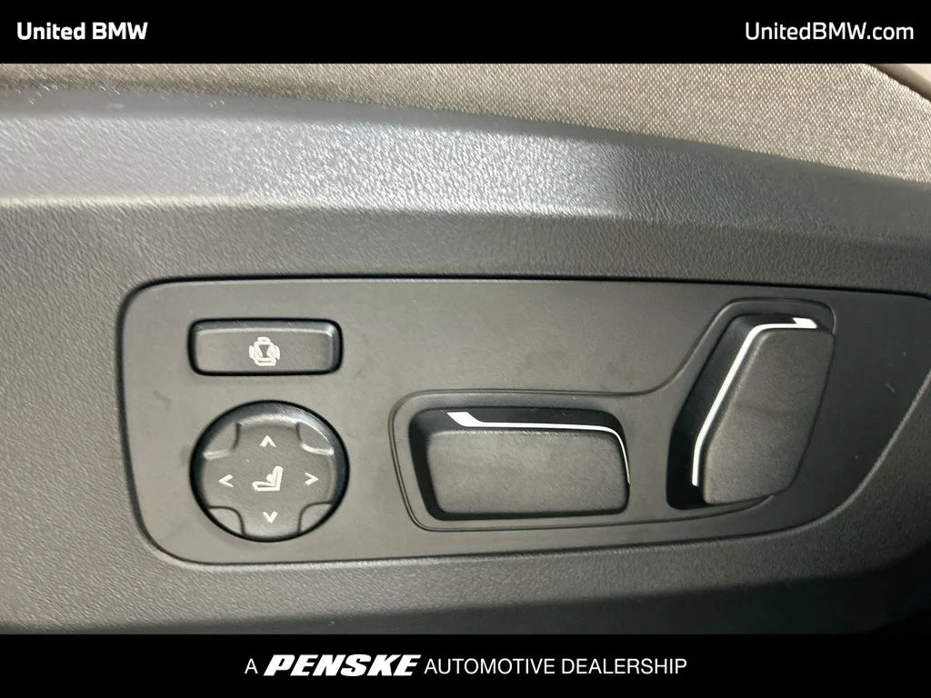 2026 BMW X3 30 - Photo 12