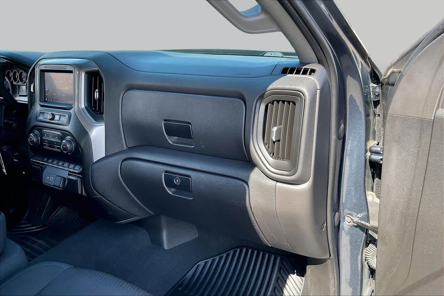 Used 2021 SHADOW GRAY METALLIC Chevrolet Custom image 16