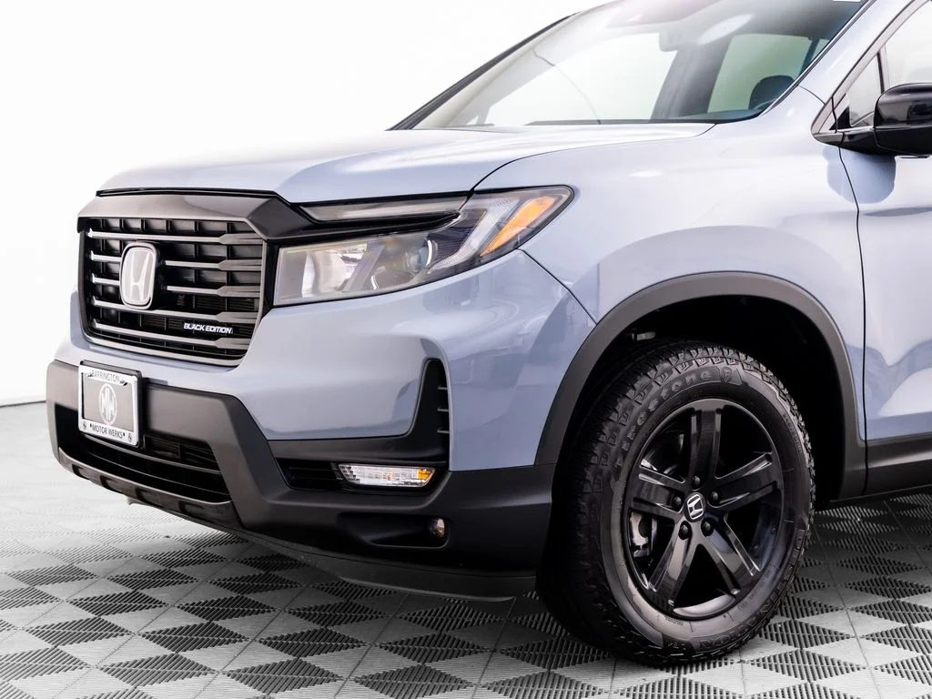 Certified Used 2023 Gray Honda Black Edition image 33
