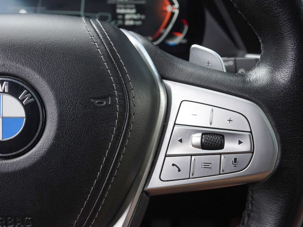 Used 2022 Gray BMW xDrive40i image 48