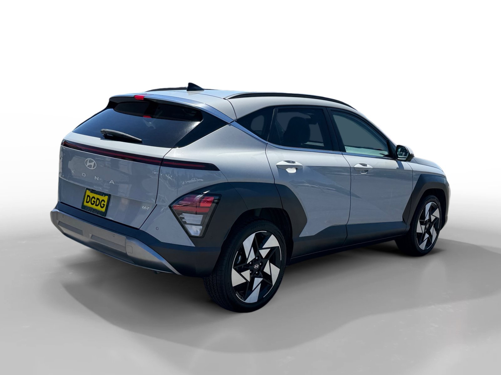 Used 2024 Cyber Gray Metallic Hyundai Limited image 5