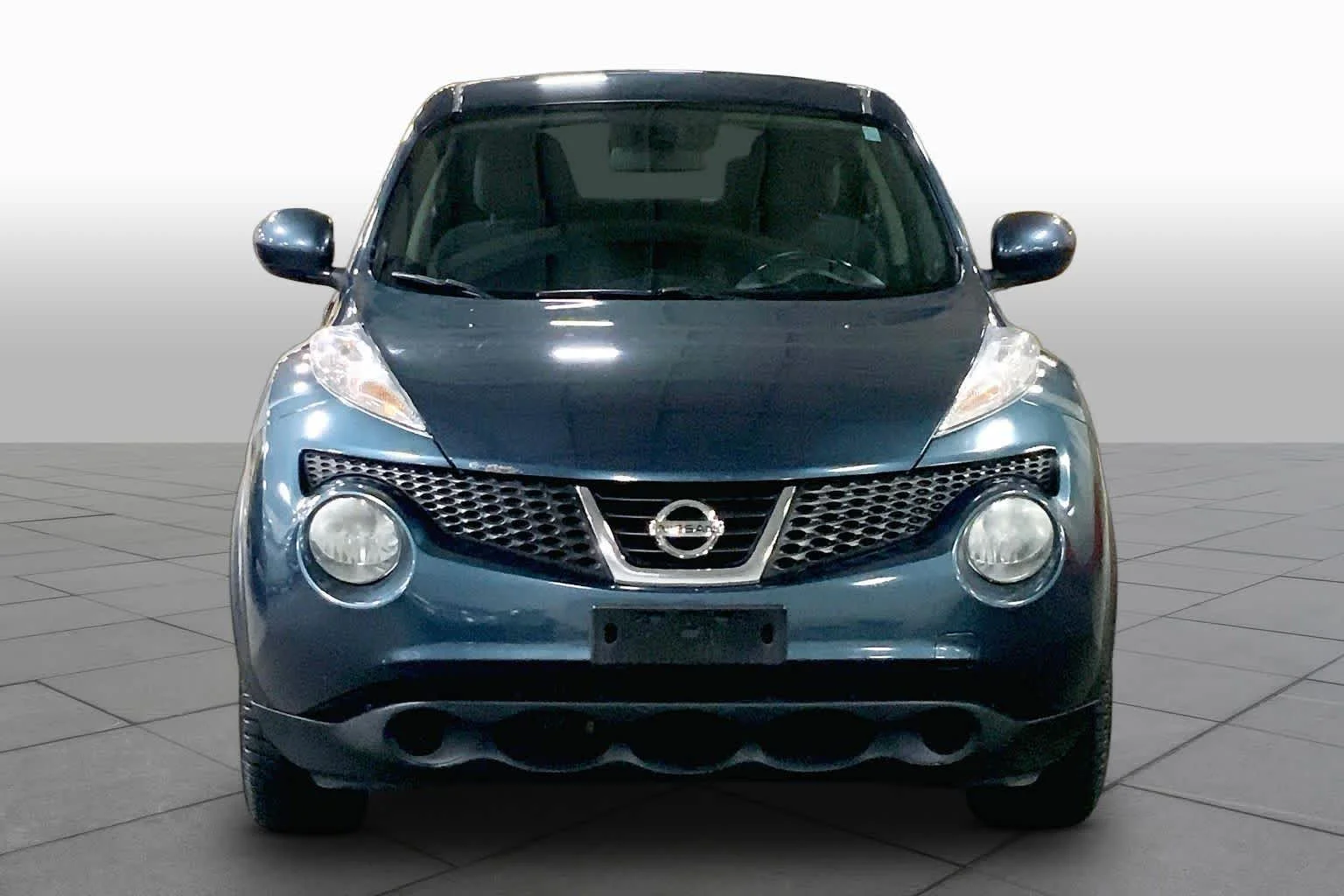 Pre-Owned 2011 Nissan JUKE SV