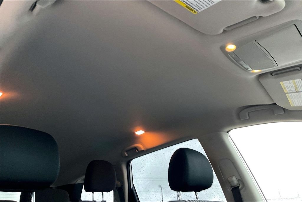 Used 2018 Glacier White Nissan SV image 28