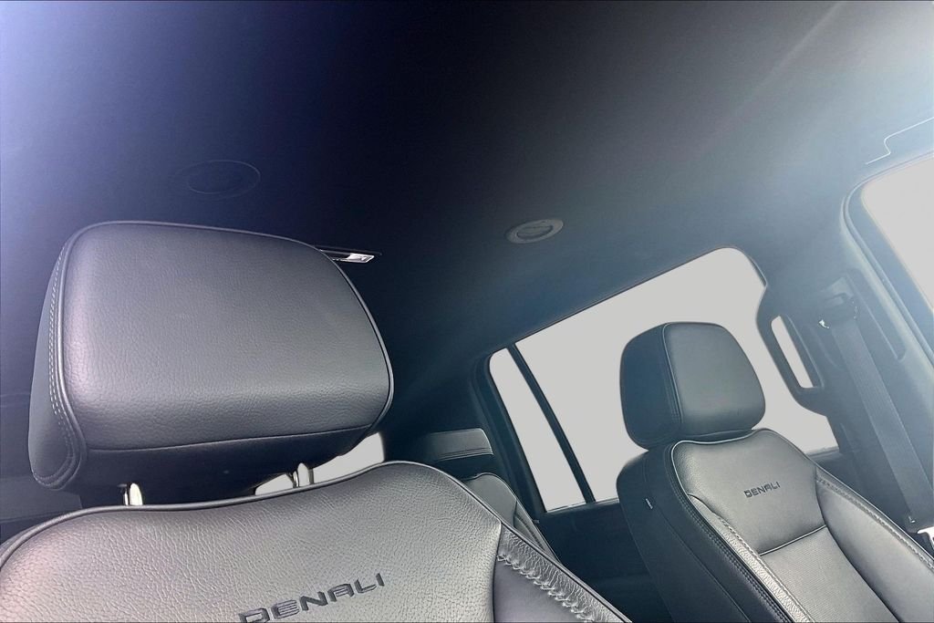 Used 2025 Black GMC Denali image 17
