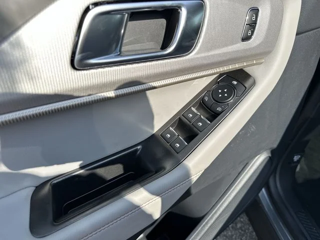 New 2026 Carbonized Gray Metallic Ford Active image 17