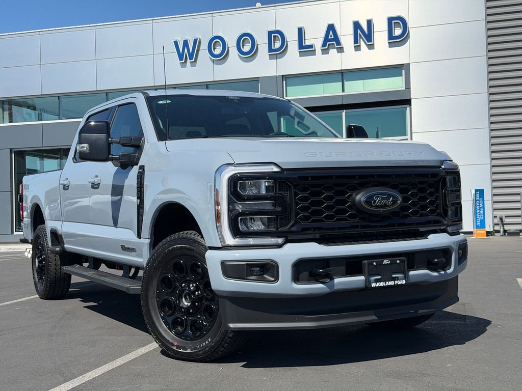 New 2026 Glacier Gray Metallic Tri-Coat Ford F-250® Lariat® image 1