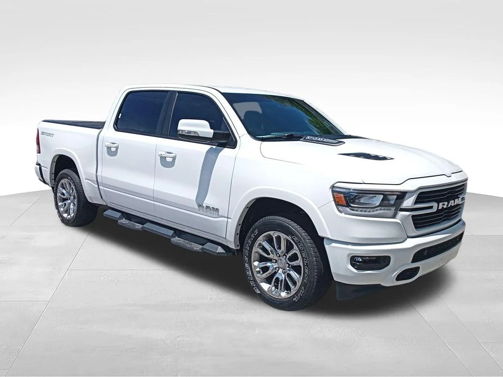 Used 2022 White Ram Laramie image 9