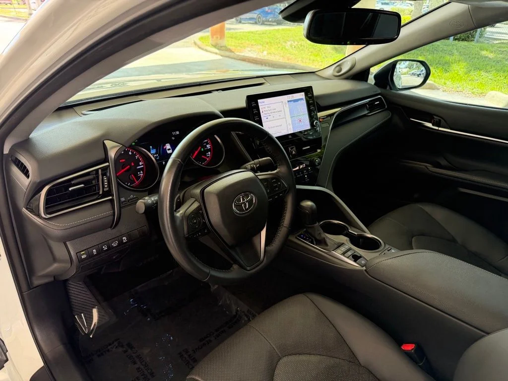 Used 2022 Beige Toyota XSE V6 image 6
