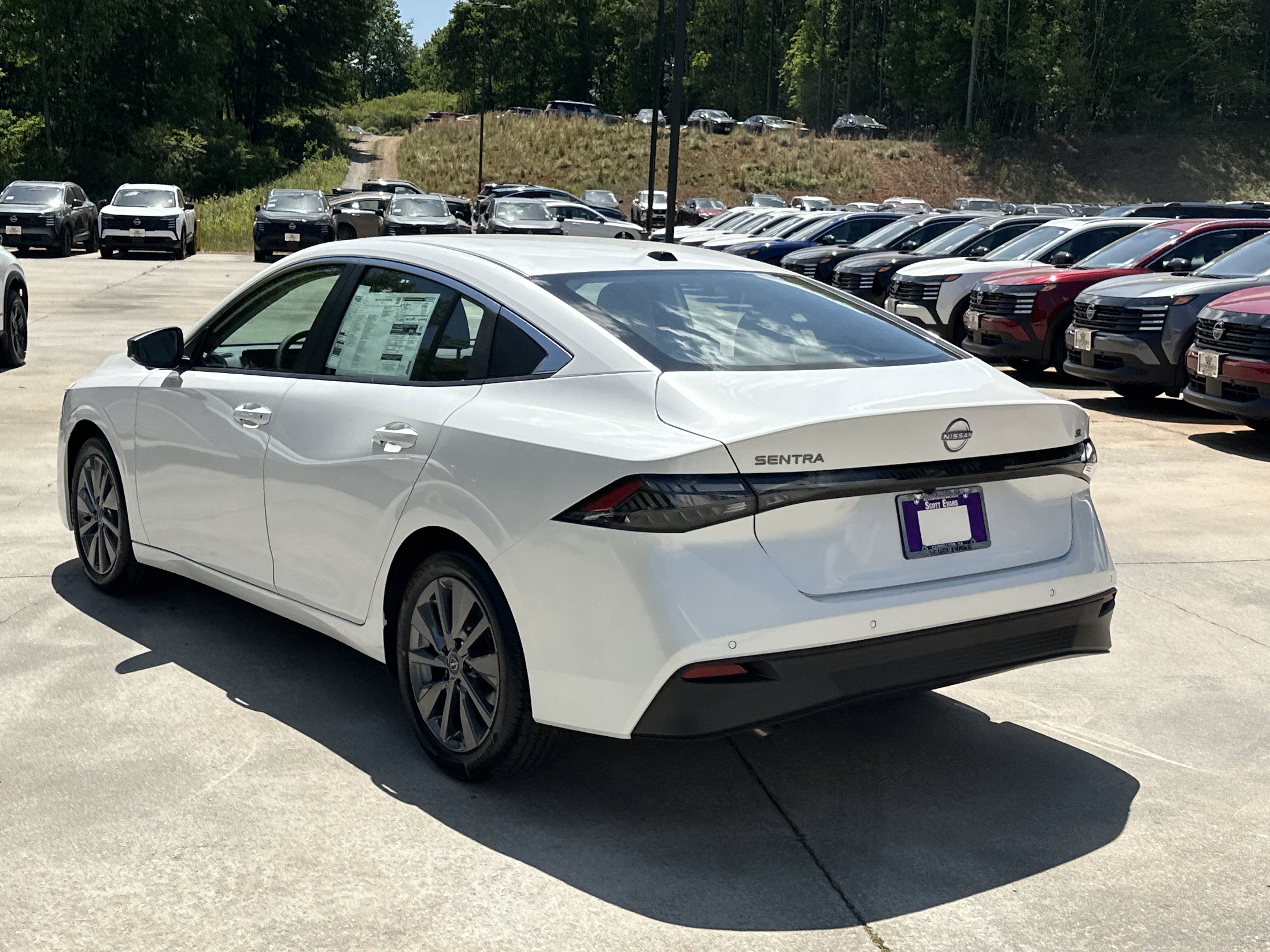 New 2026 Aspen White Tricoat Nissan SL image 6