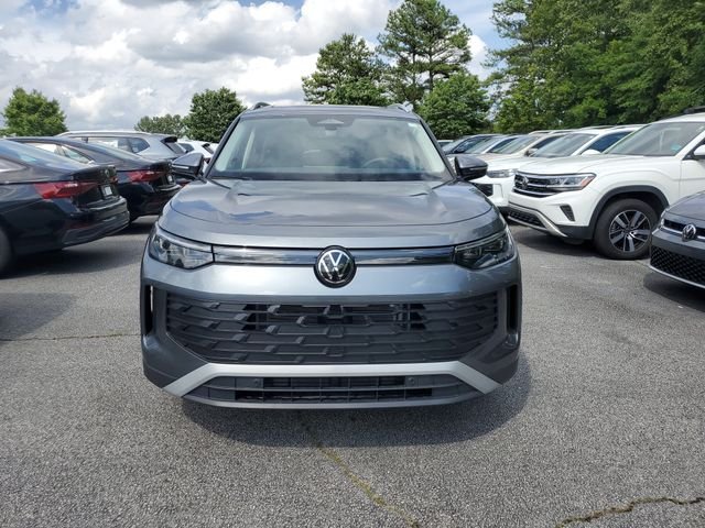 New 2026 Silver Volkswagen 2.0T SE image 2