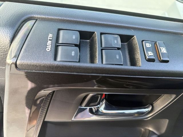 2020 Toyota 4Runner Off-Road - Photo 10