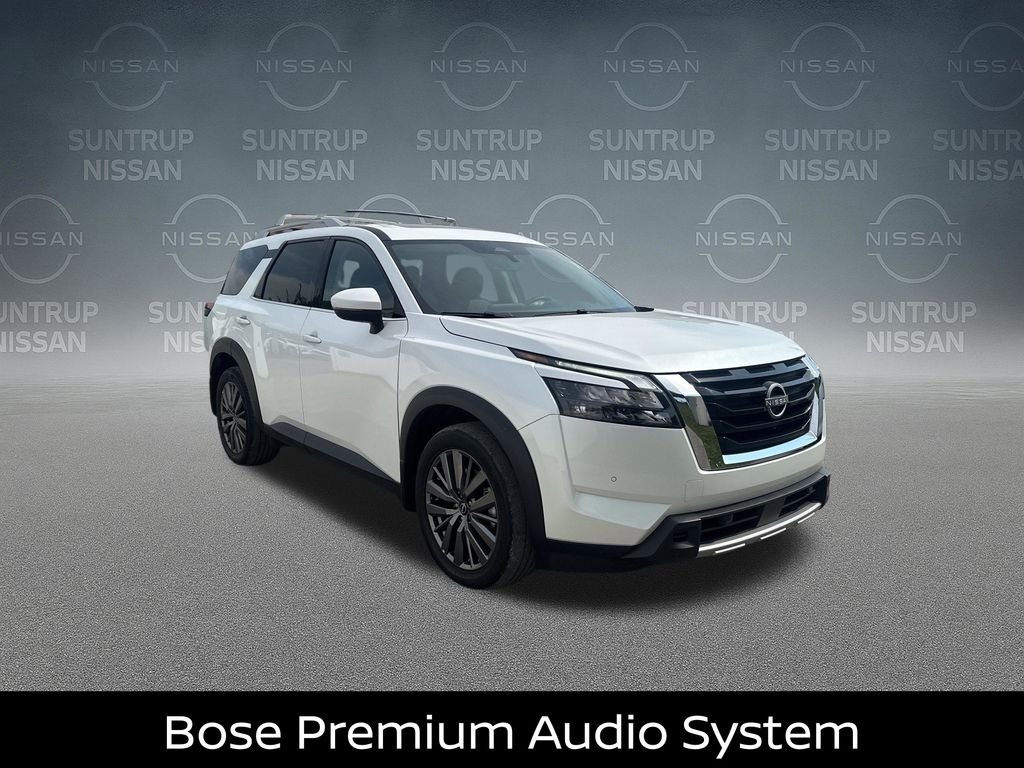 Certified Used 2025 White Nissan SL image 10