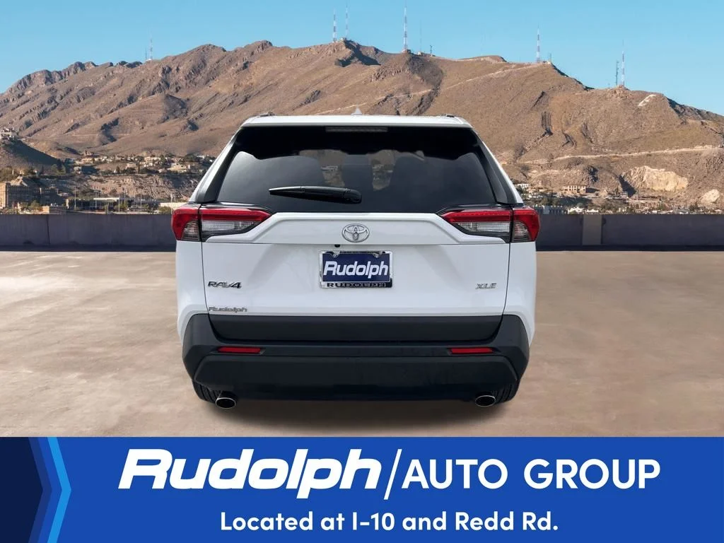 Used 2025 White Toyota XLE image 4