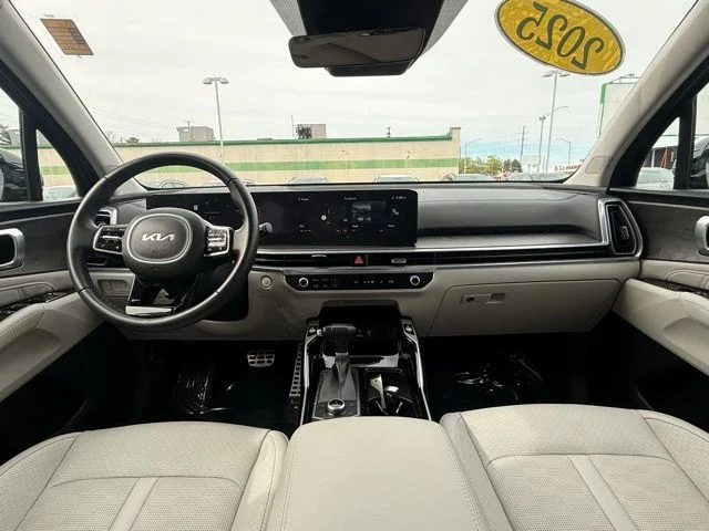 2025 Kia Sorento X-Line SX - Photo 20