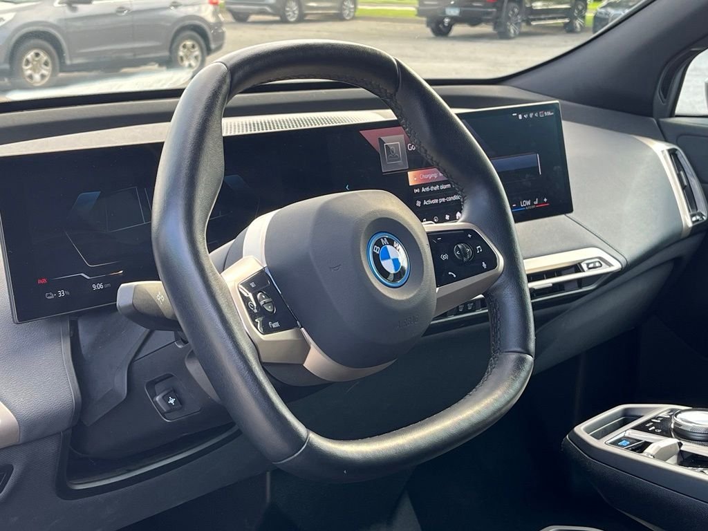 Certified Used 2024 Gray BMW xDrive50 image 17
