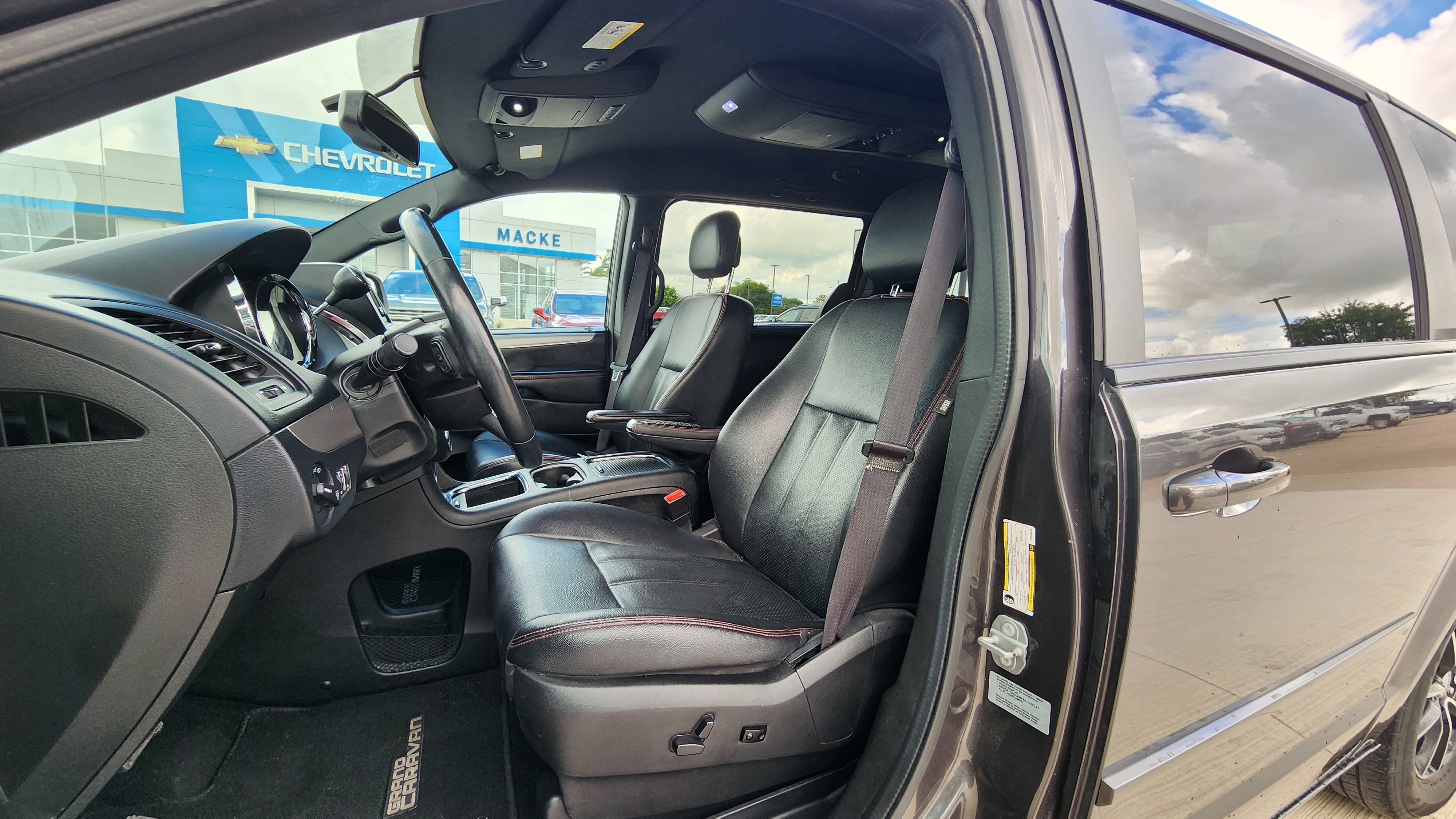Used 2017 Granite Pearlcoat Dodge GT image 9