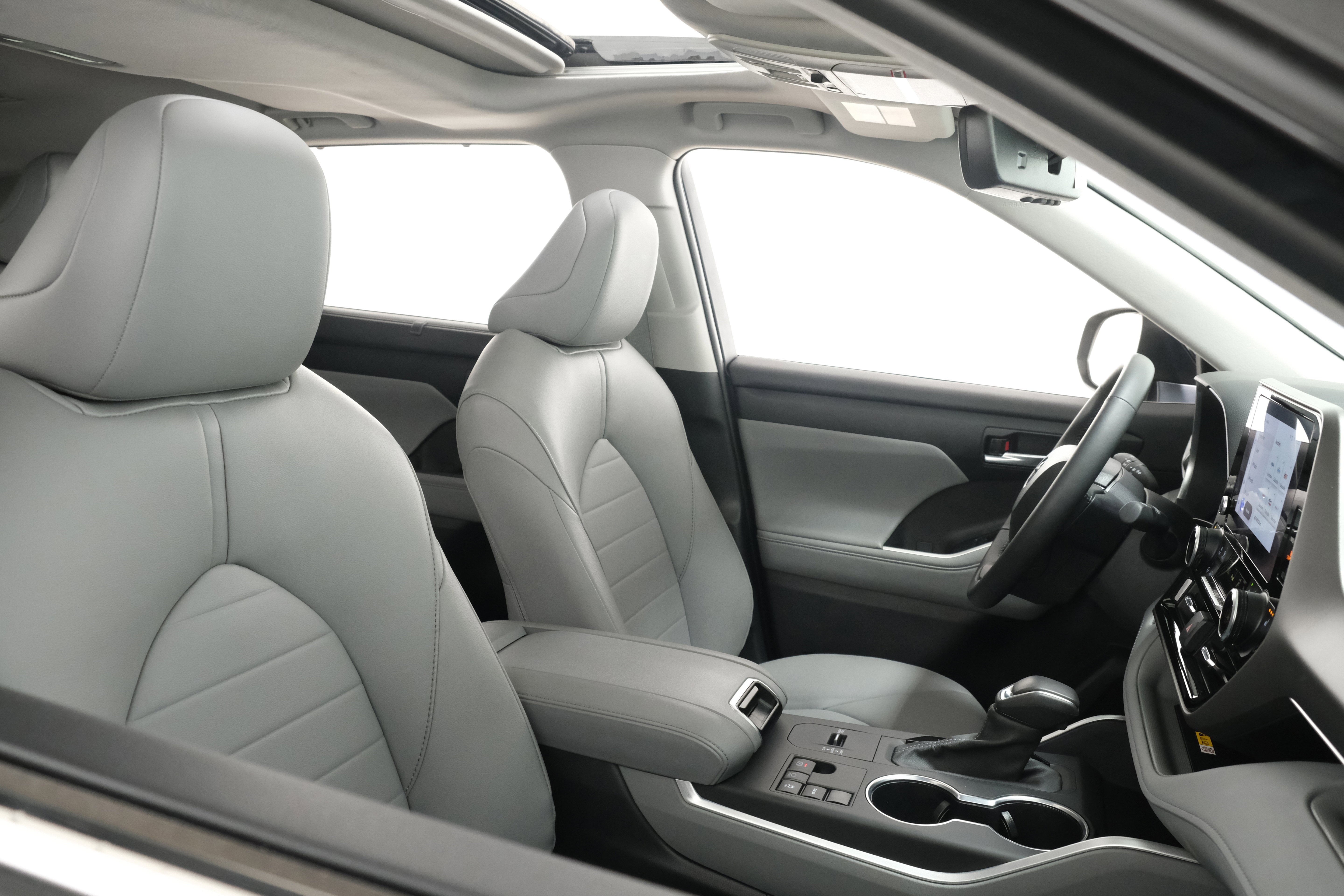 2024 Toyota Highlander XLE - Photo 43