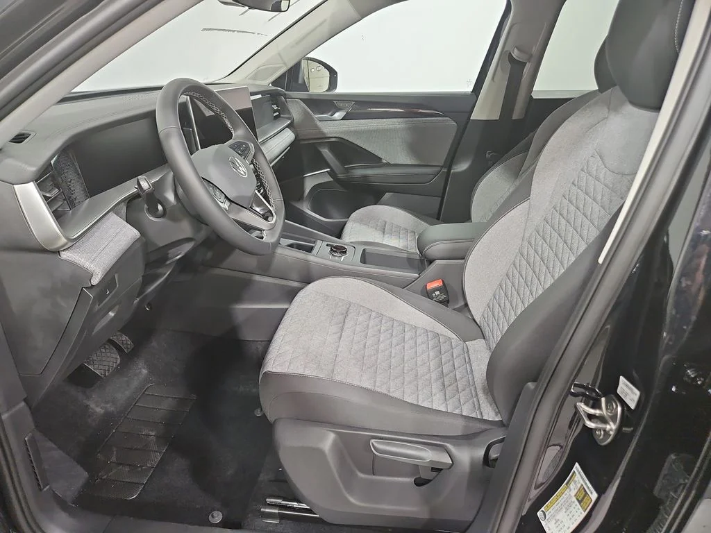 New 2026 Black Volkswagen 2.0T S image 9