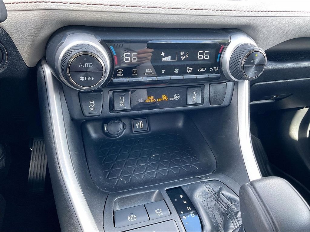 Used 2023 Silver Sky Metallic Toyota XLE image 25