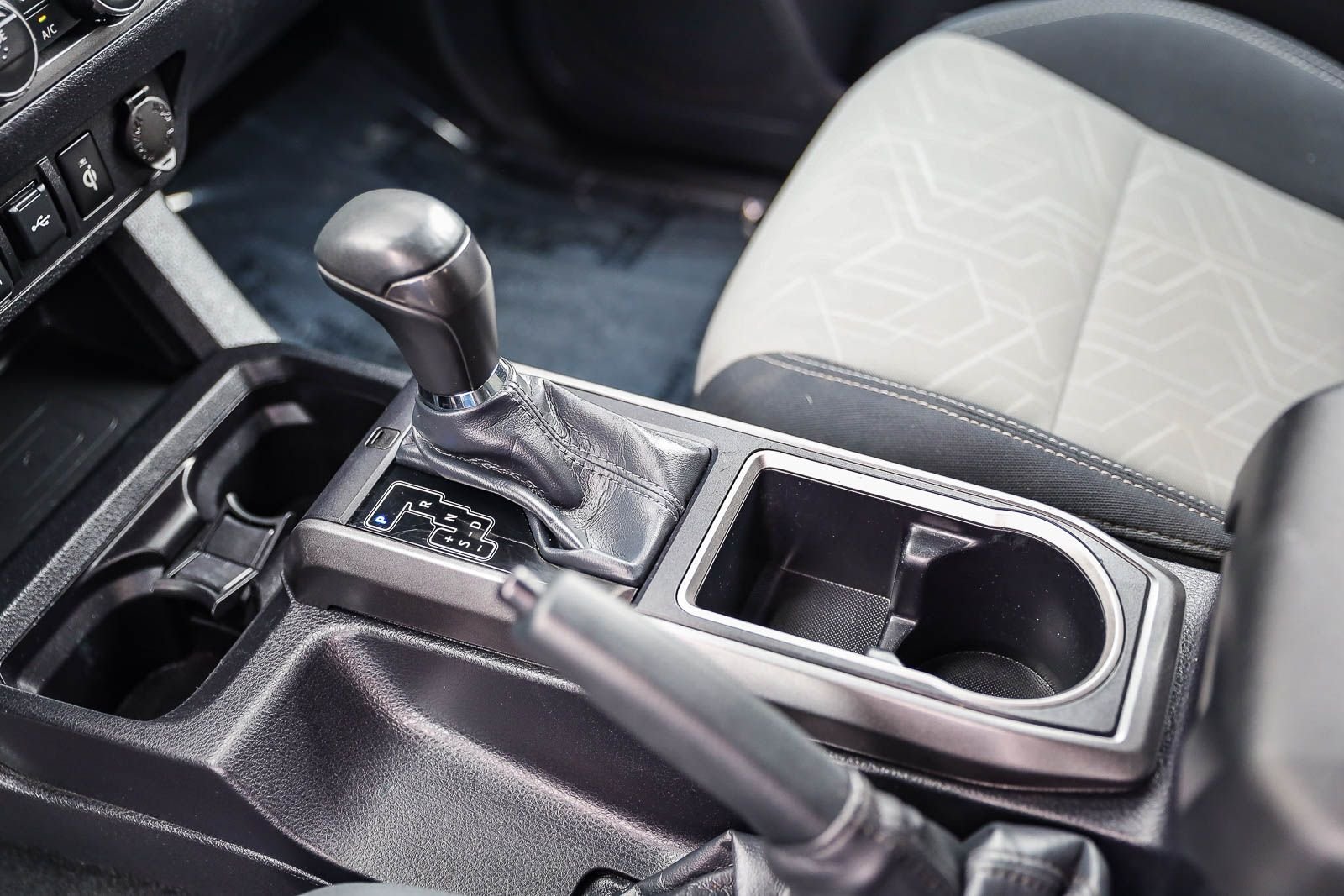 2023 Toyota Tacoma TRD Sport - Photo 20