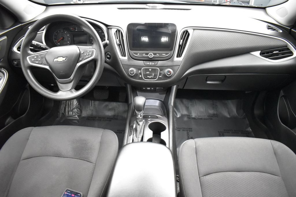 Used 2022 Gray Chevrolet LS image 14