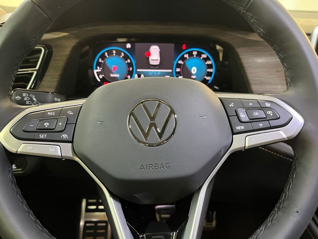 New 2026 White/off-white Volkswagen 2.0T SEL Premium R-Line image 19