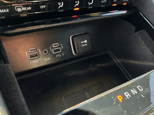 Used 2022 Gray Jeep Altitude image 42